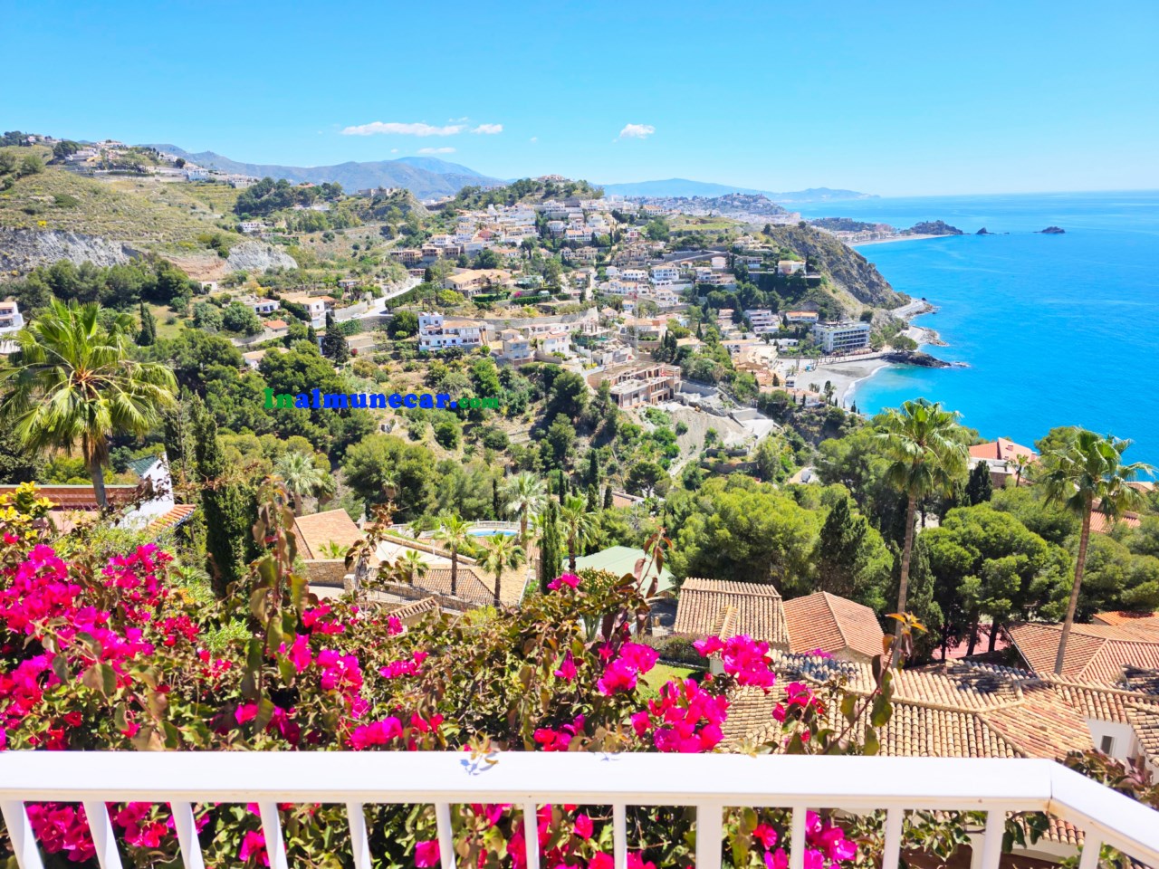 Villa en venta en Cotobro, Almuñécar con vistas al mar mediterraneo