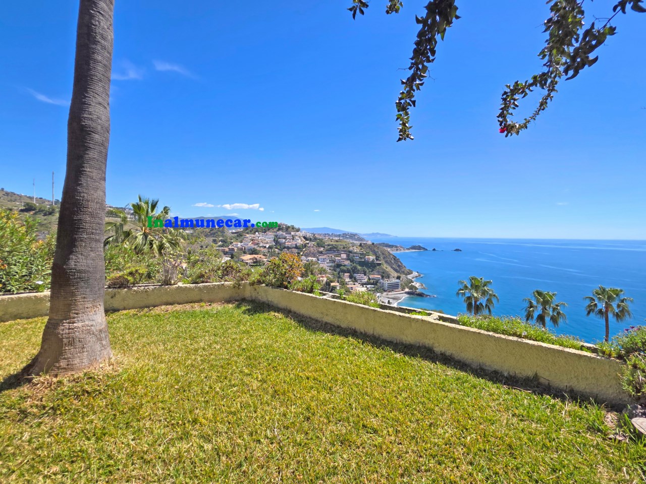 Villa en venta en Cotobro, Almuñécar con vistas al mar mediterraneo