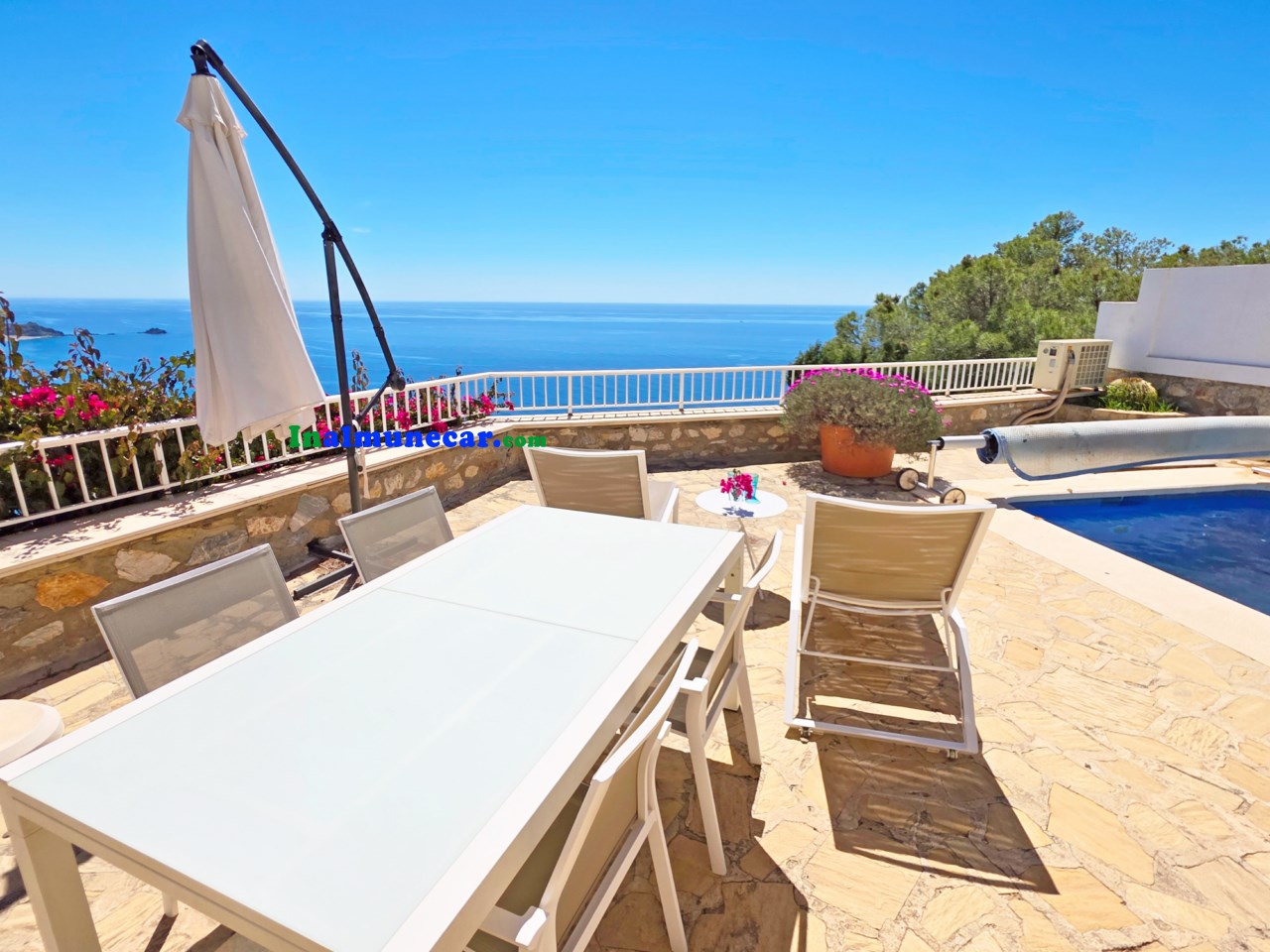 Villa en venta en Cotobro, Almuñécar con vistas al mar mediterraneo