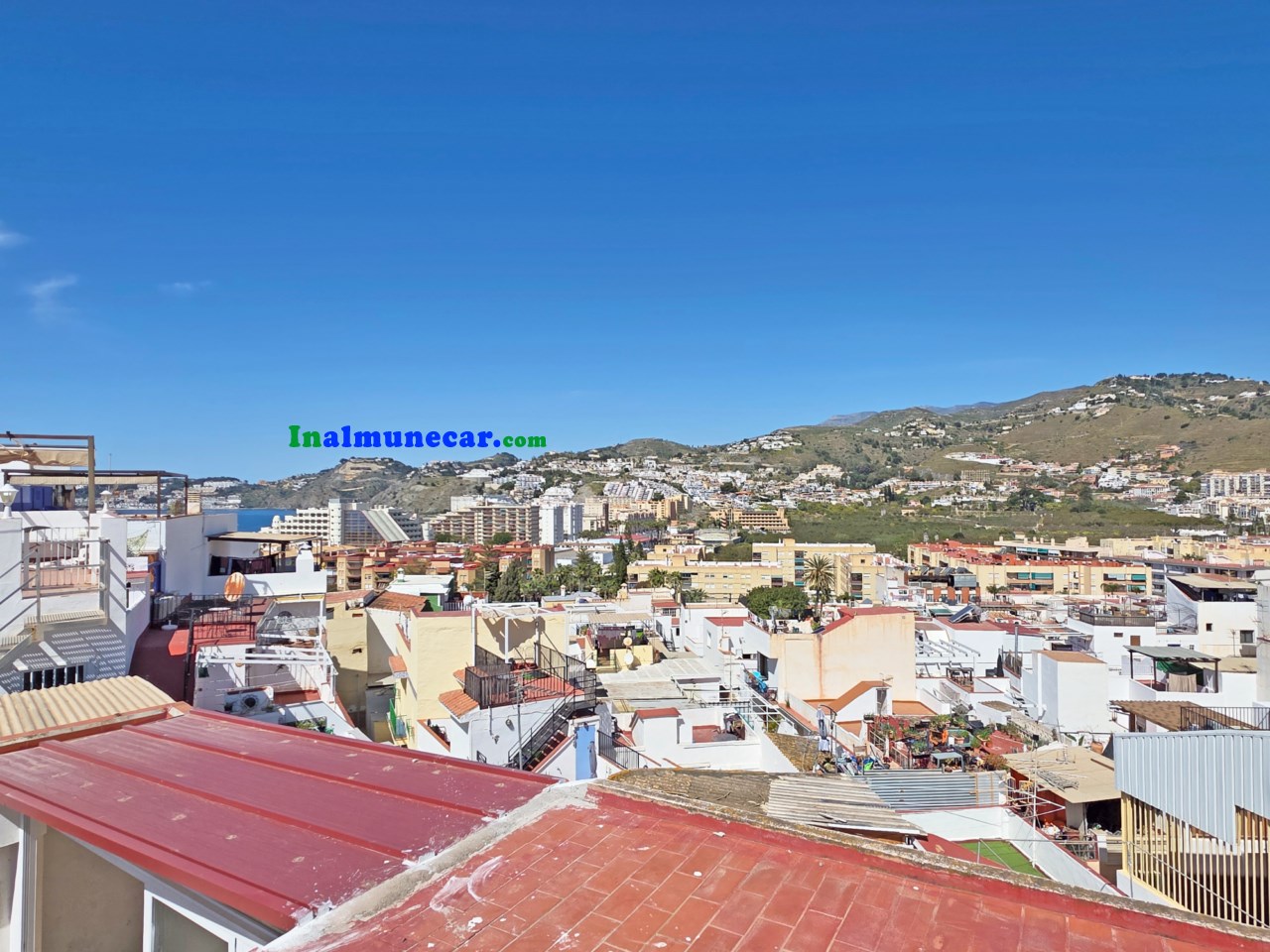 Casa de Pueblo en venta en Almuñécar, en el centro del casco histórico.